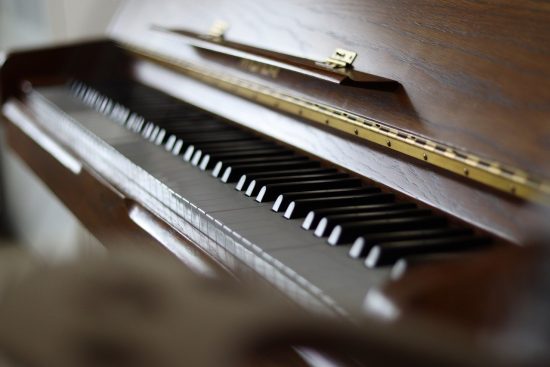 scopri la nostra vasta collezione di spartiti musicali, adatta per musicisti di tutti i livelli. trova le tue canzoni preferite e inizia a suonare oggi stesso!