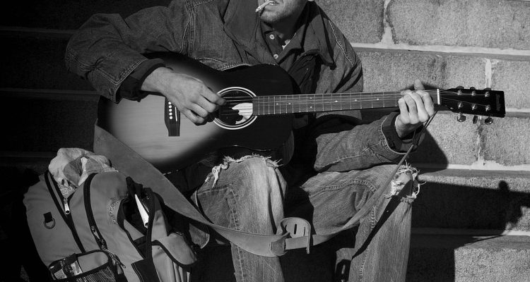 scopri il mondo affascinante dei musicisti: dalle armonie alle emozioni, esplora le storie e le passioni che animano la musica. un viaggio attraverso note e melodie che ispirano e uniscono.