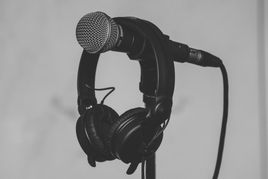scopri la nostra gamma di attrezzature per il suono dal vivo, progettate per offrire qualità audio eccezionale e prestazioni impeccabili. ideale per concerti, eventi e produzioni, il nostro equipaggiamento soddisfa le esigenze di professionisti e appassionati.