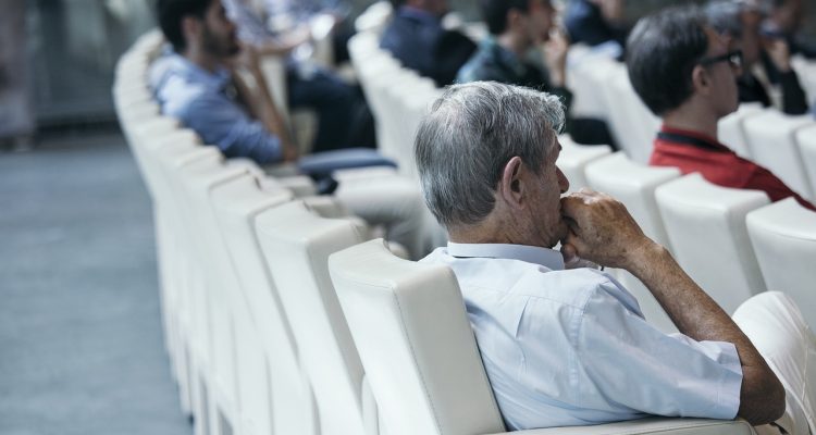 partecipa alla nostra conferenza musicale, un evento imperdibile che riunisce artisti, produttori e appassionati di musica da tutto il mondo. scopri le ultime tendenze, partecipa a workshop interattivi e ascolta esperti del settore. un'opportunità unica per ampliare la tua rete e ispirare la tua creatività!