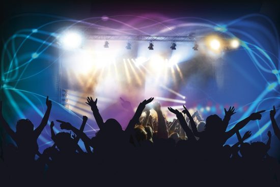 scopri l'emozione dei concerti di pianoforte: un viaggio musicale che unisce maestria e passione. suoni avvolgenti, melodie indimenticabili e performance dal vivo ti aspettano. unisciti a noi per un'esperienza unica!