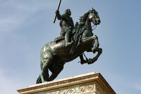 scopri l'affascinante viaggio attraverso la storia dell'umanità, dalle antiche civiltà alle moderne conquiste, esplorando eventi chiave, figure influenti e culture che hanno plasmato il nostro mondo.