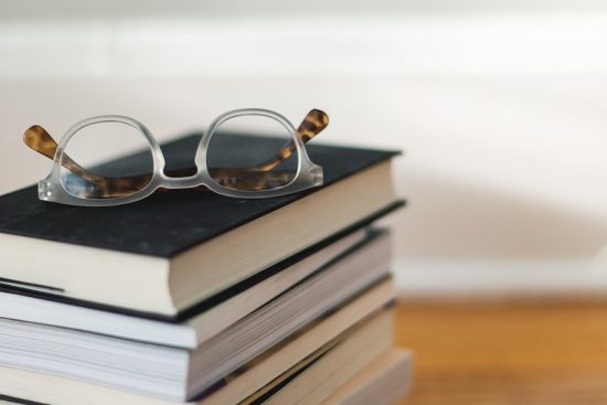 scopri la nostra vasta libreria musicale, dove puoi esplorare e ascoltare una selezione infinita di brani italiani e internazionali. trova la colonna sonora perfetta per ogni occasione!