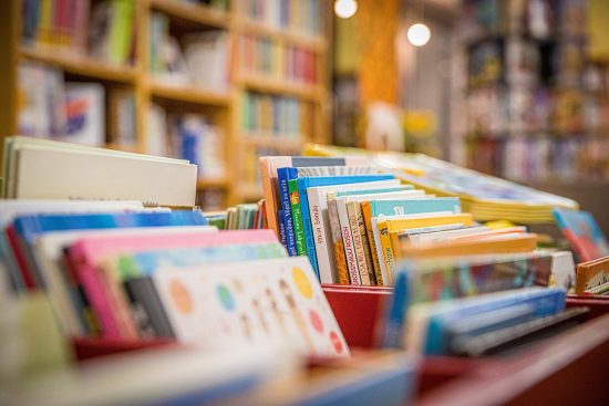 scopri l'importanza dell'educazione musicale e come influisce sullo sviluppo dei bambini. esplora opportunità, metodi e benefici dell'insegnamento della musica per una formazione completa e stimolante.